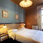 Hotel Central 2*