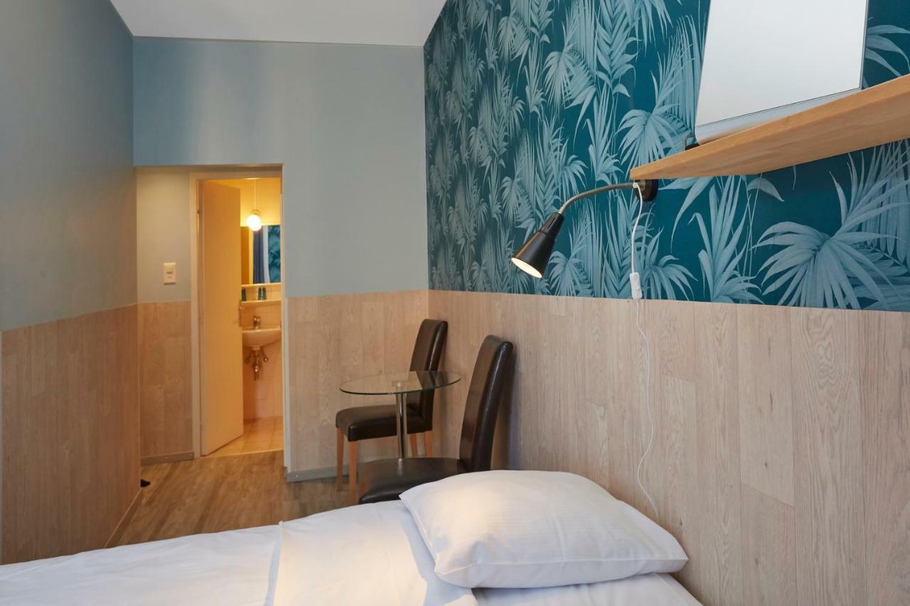 Hotel Central Hotel 2*