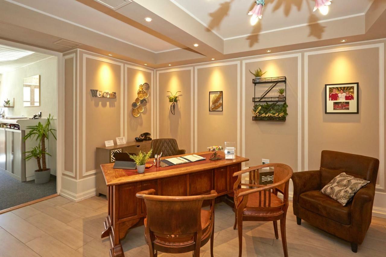 Hotel Central Hotel 2*