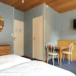 Hotel Central Hotel 2*