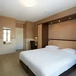 Hotel Central 2* Geneva