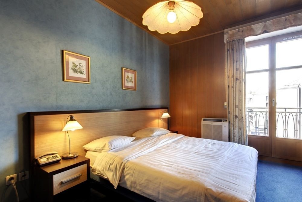 Hotel Central 2*